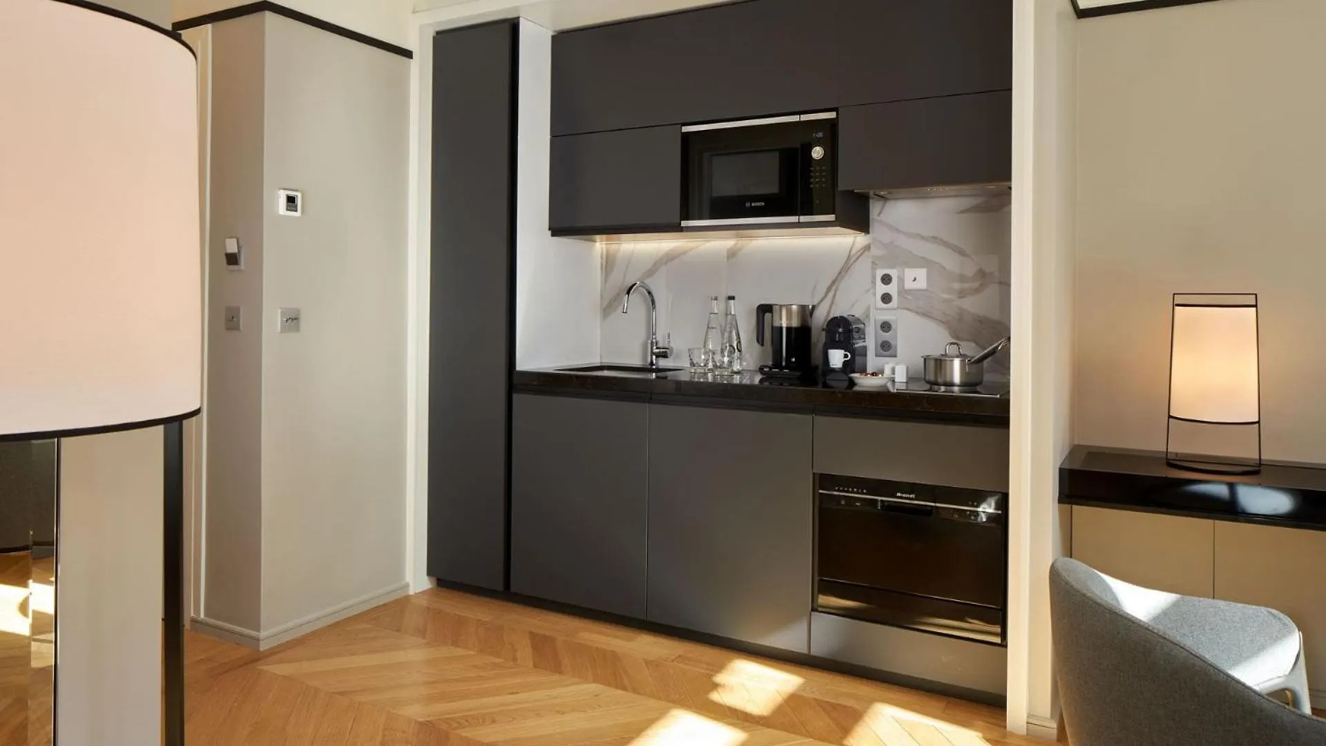Fraser Suites Le Claridge Champs-Elysees Paris 5*,  France