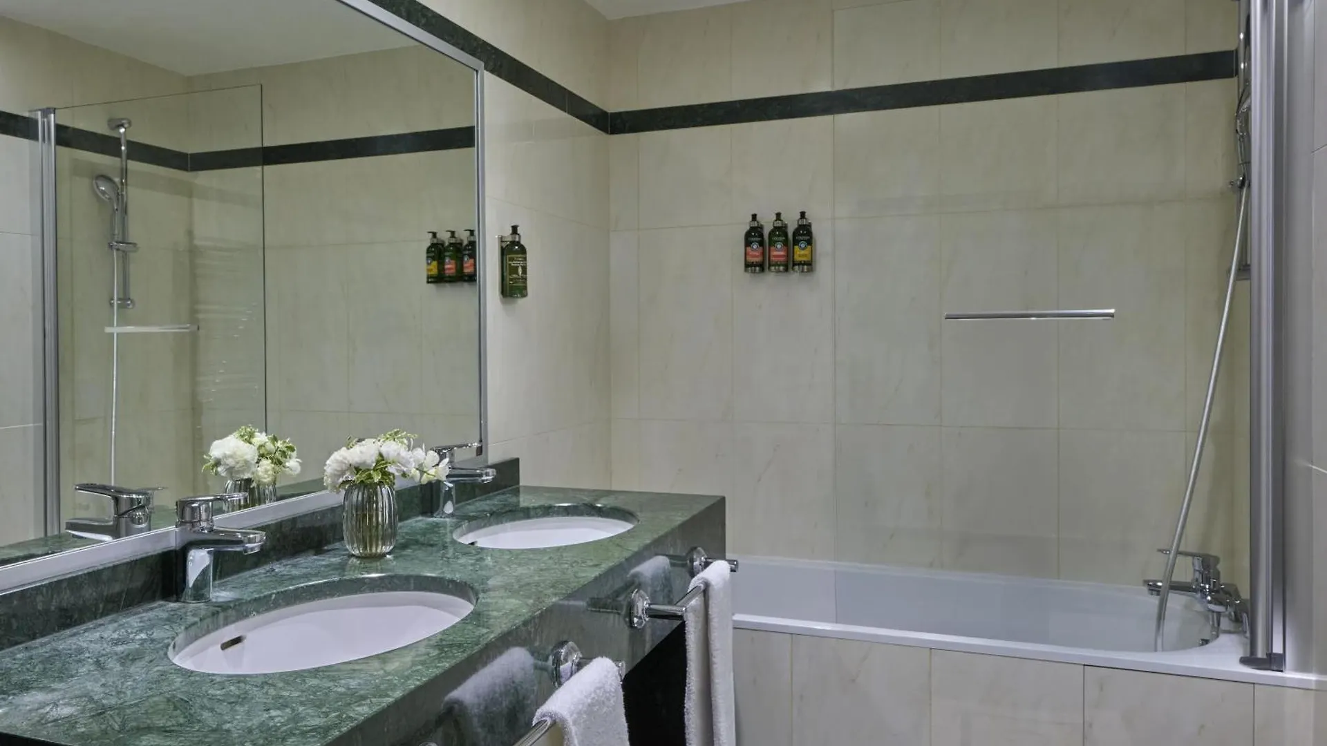 Hotel Fraser Suites Le Claridge Champs-Elysees Paris