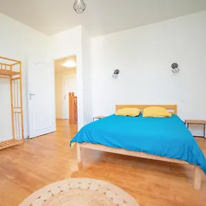  Holiday home Le Petit Cocon De La Butte France