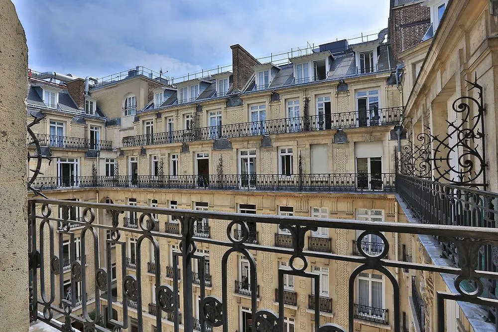***** Hotel Fraser Suites Le Claridge Champs-Elysees Paris Frankreich