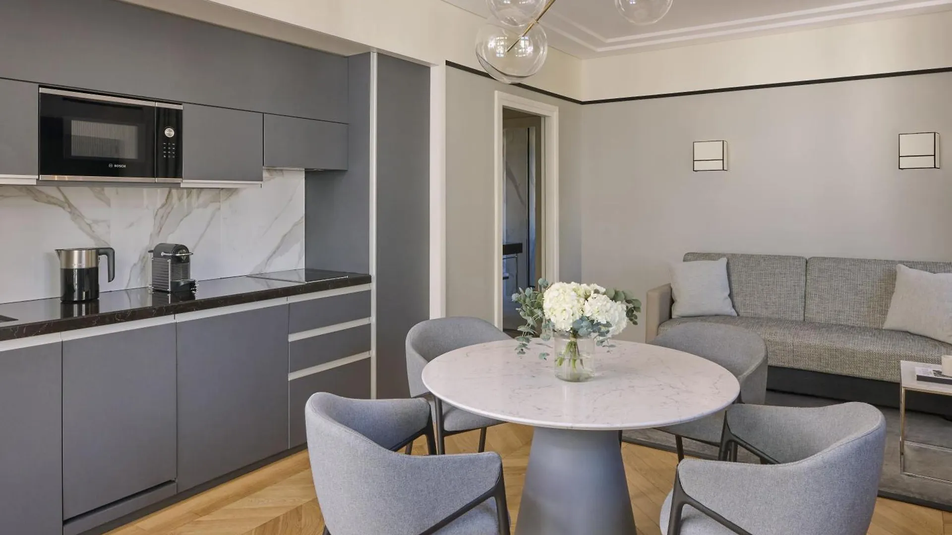 Hotel Fraser Suites Le Claridge Champs-Elysées París