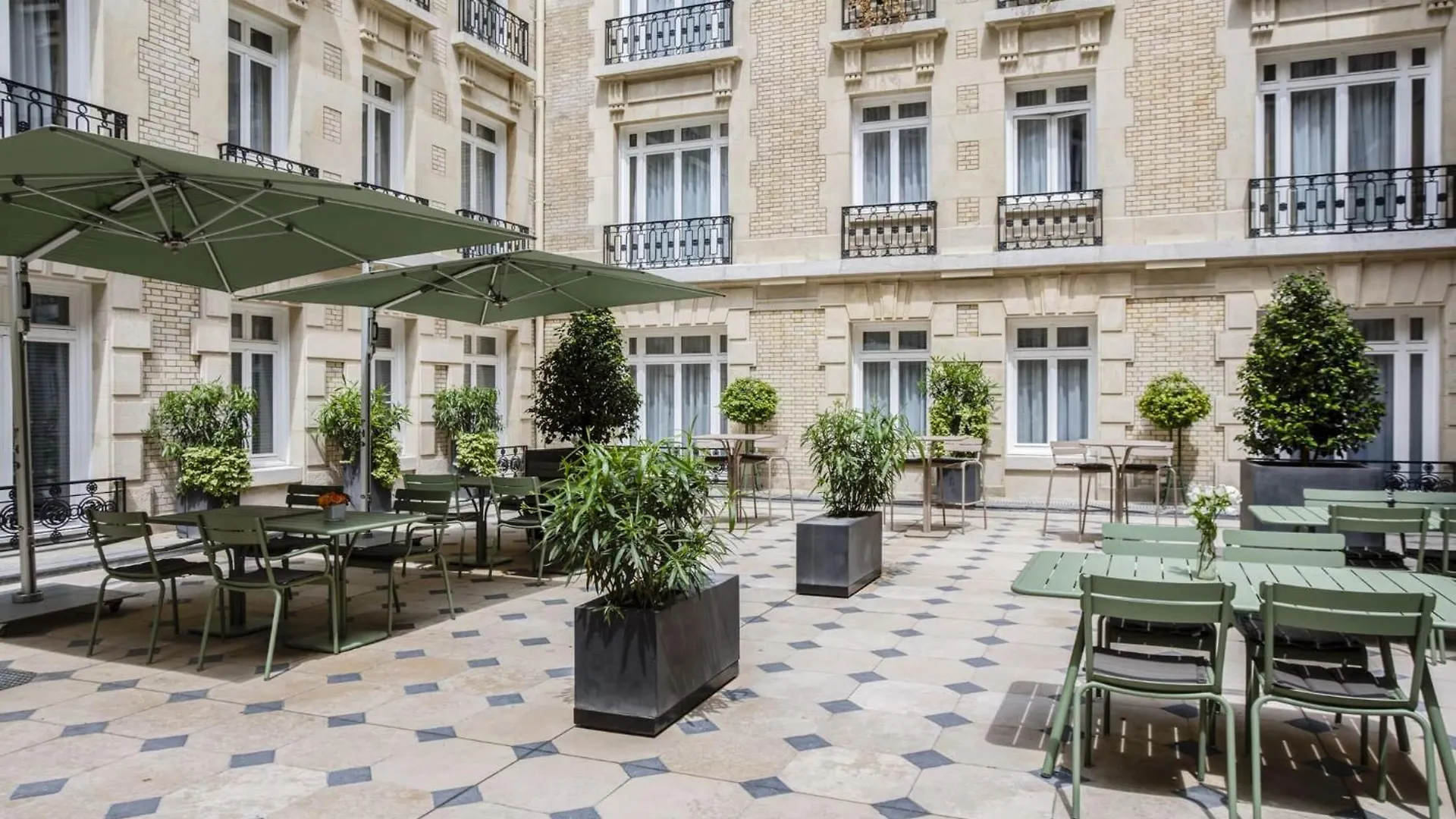 Hotel Fraser Suites Le Claridge Champs-Elysées París