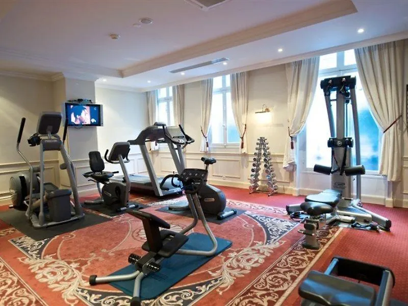 Fraser Suites Le Claridge Champs-Elysees Paris Hotel