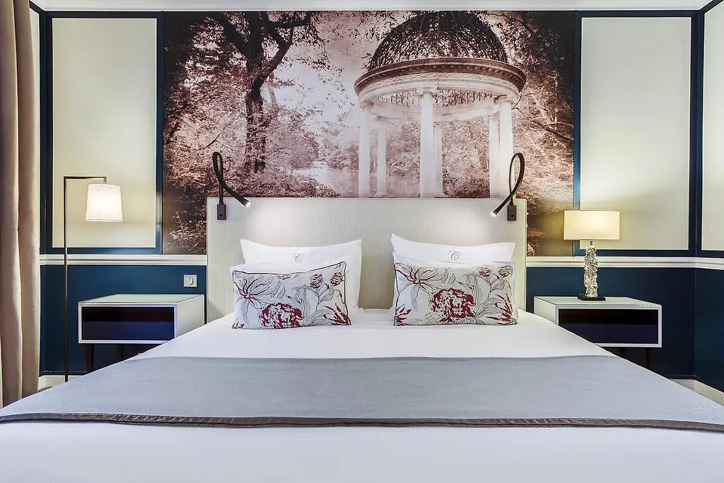 Fraser Suites Le Claridge Champs-Elysees Paris 5*,