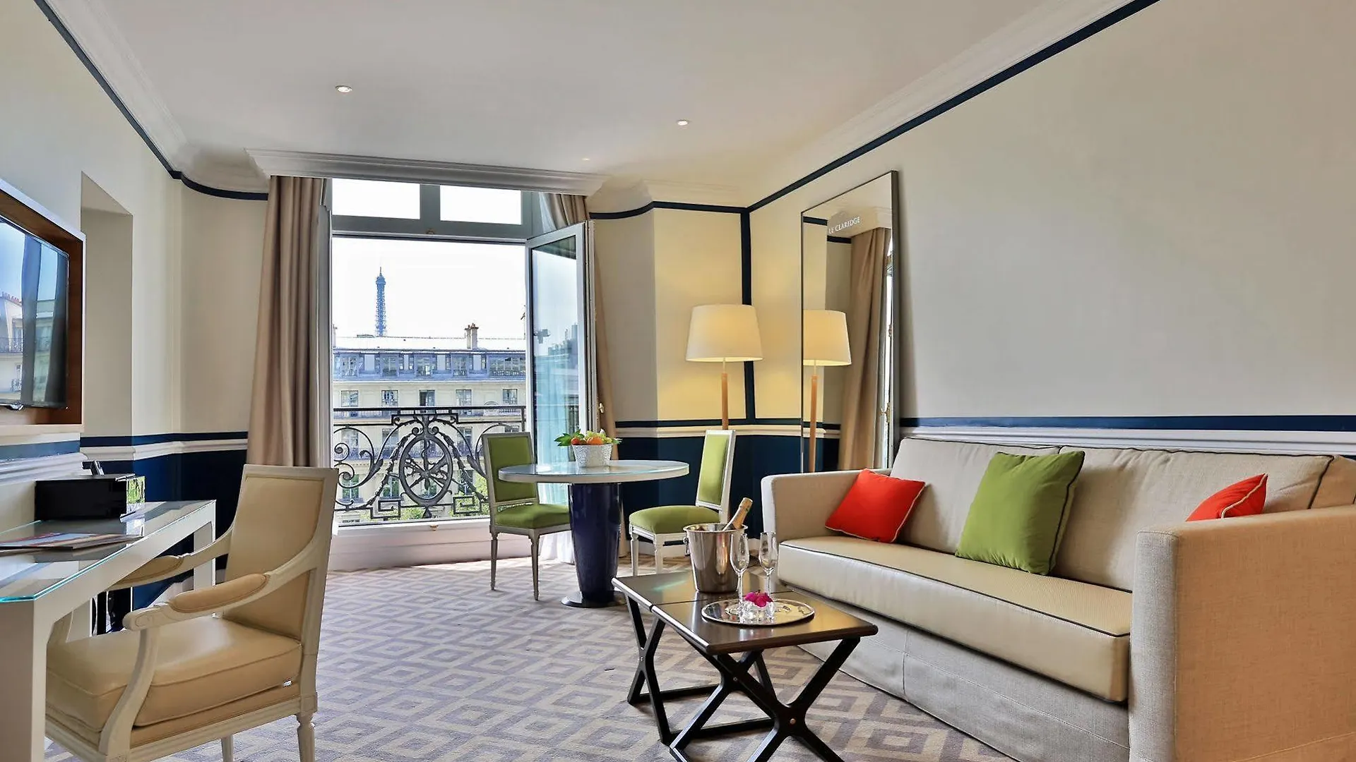 Fraser Suites Le Claridge Champs-Elysees Paris 5*,